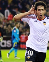  曼联防线失误连连，主场两球落后遭水晶宫逆转