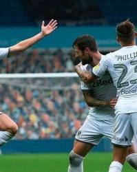  西汉姆联进攻乏力，主场零射正遭伯恩利闷平  