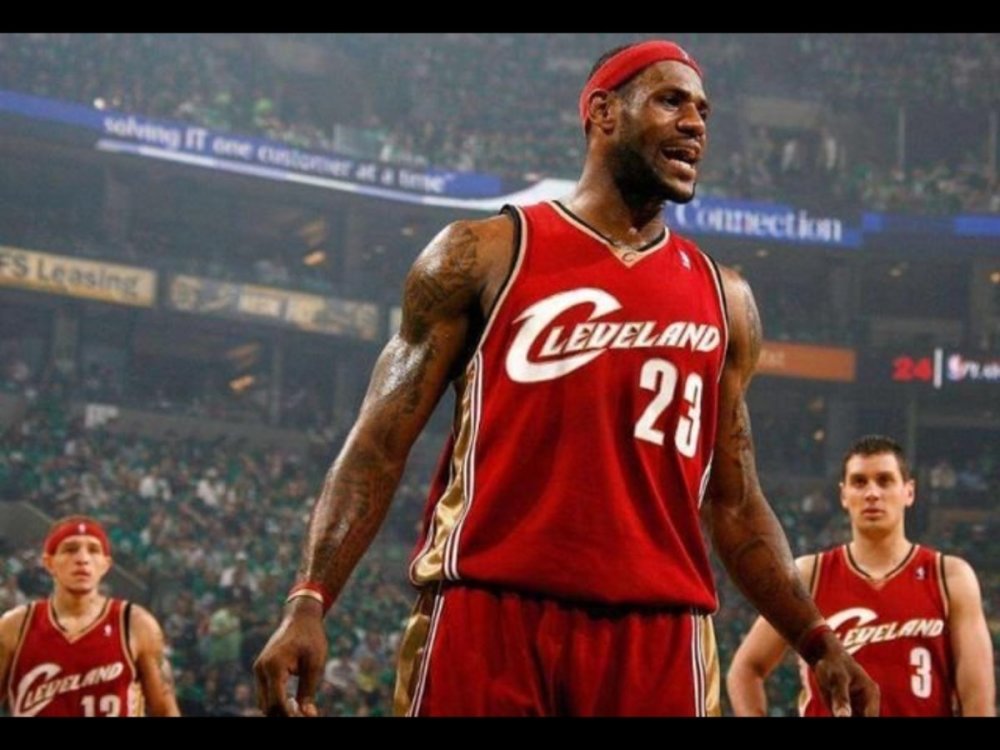  魔术班凯罗当选月最佳新秀，比肩奥尼尔  