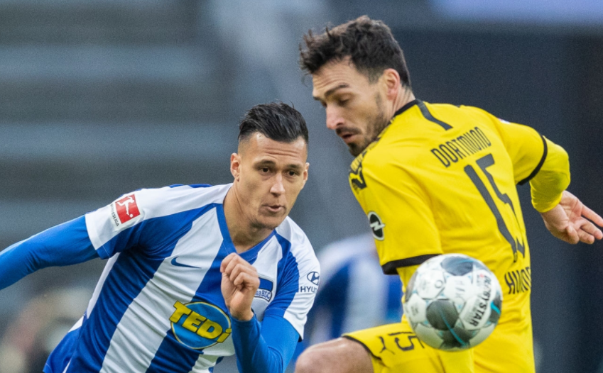  柏林赫塔年轻门将神勇，多次扑救保住球队颜面