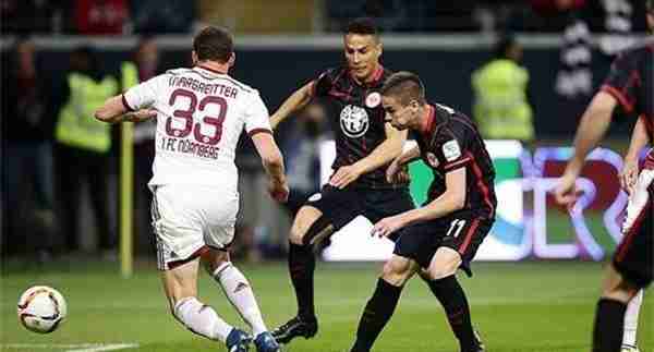  法兰克福客场逆袭成功，德甲劲旅展现顽强斗志逆转取胜